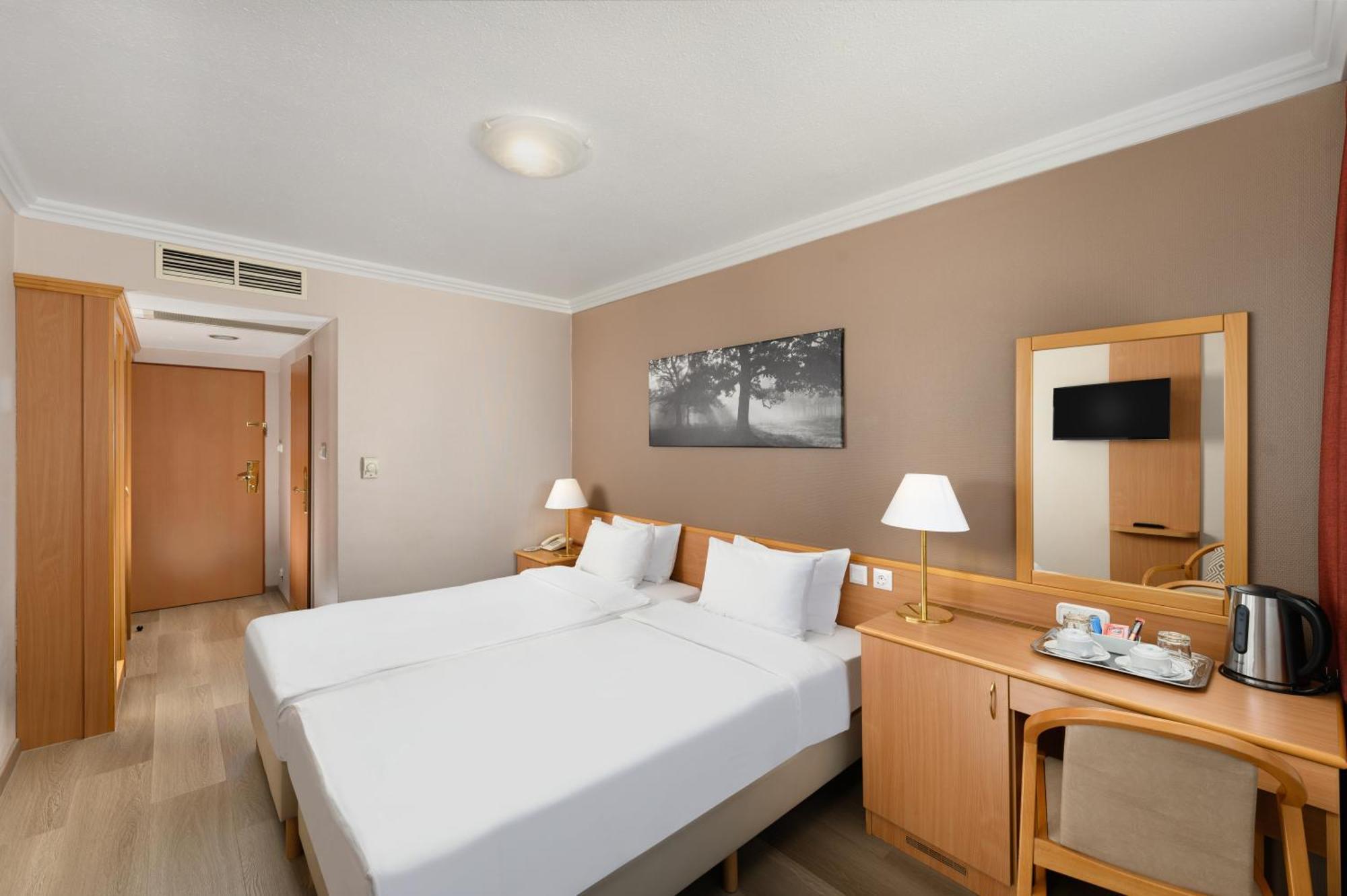 Danubius Arena Hotel 4*